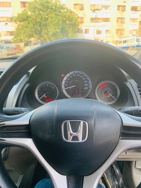 Honda City IVTEC Prosmatec 1.3 8