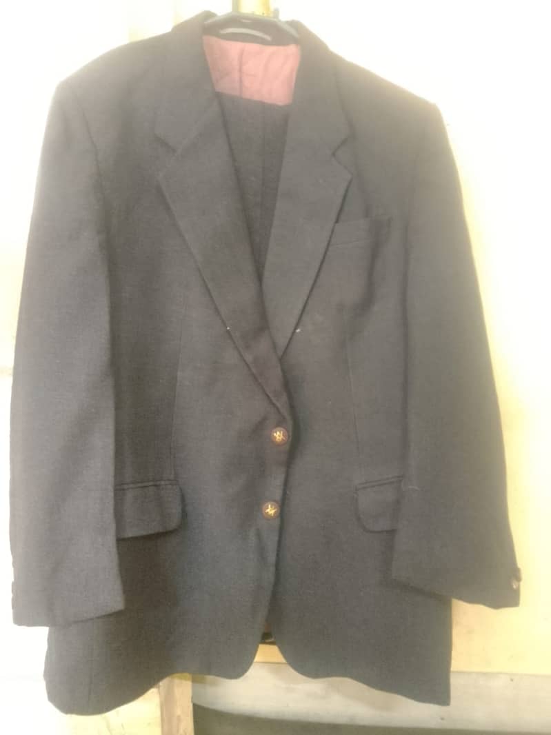 2 Piece Pant Coat in Gray-Black Colour in Very good condition 4