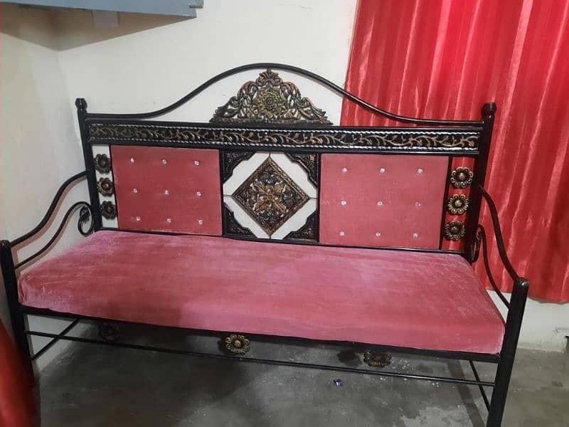 King size bed with new condition matress king size 5 seat sofa dresing 5