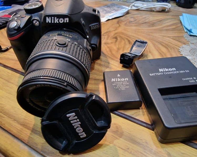 NIKON D3200 DSLR CAMERA 0