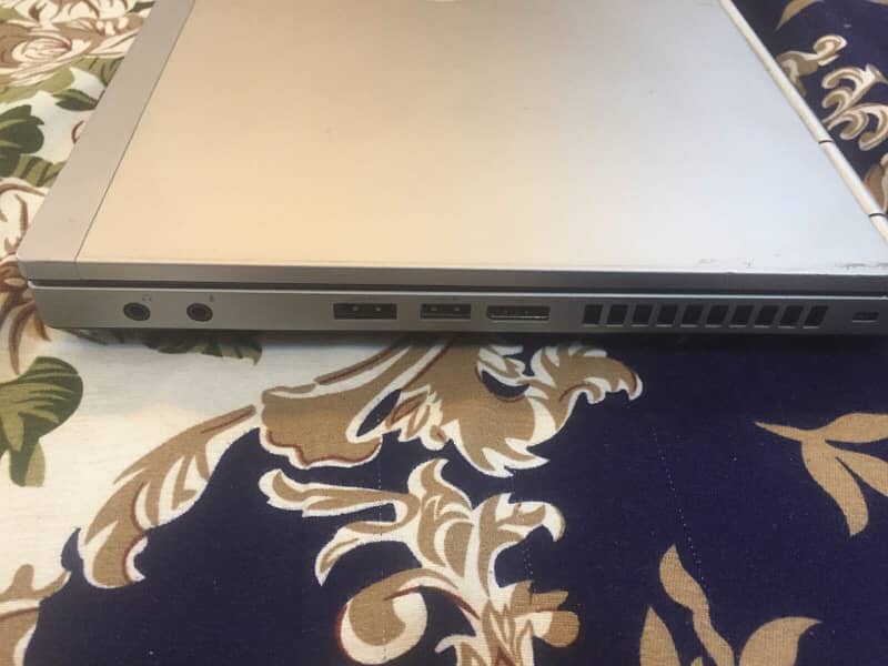 HP Laptop core i5 3rd generation lush condition 10/10 7