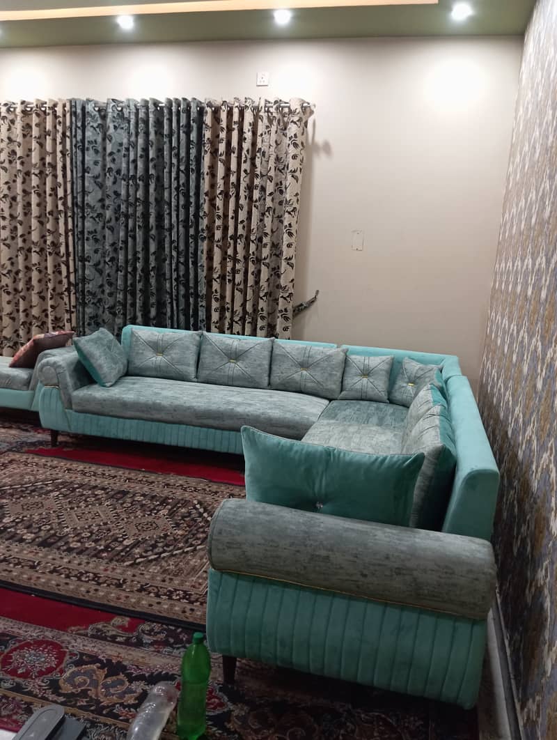 Sofa set with seethi 1