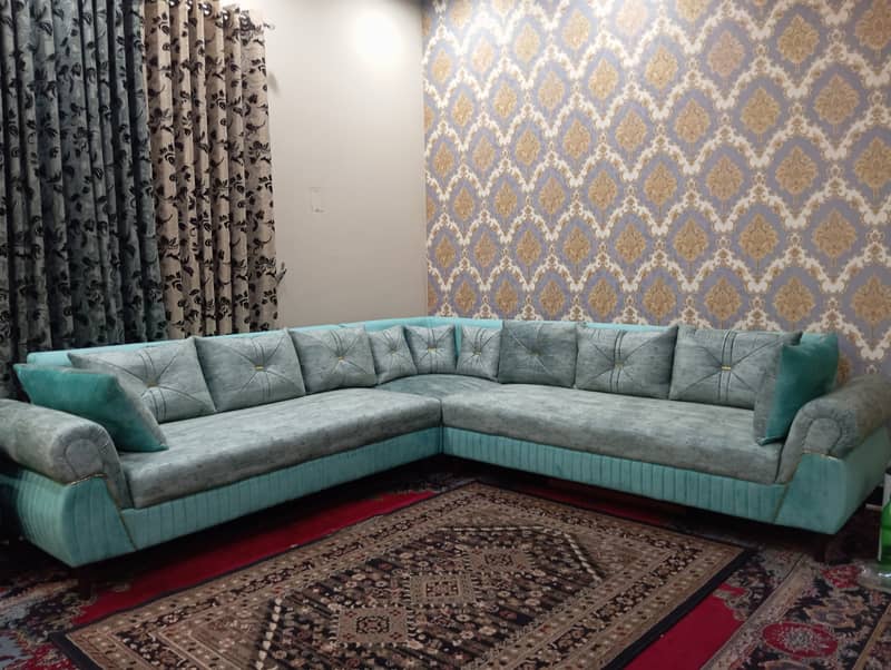 Sofa set with seethi 2