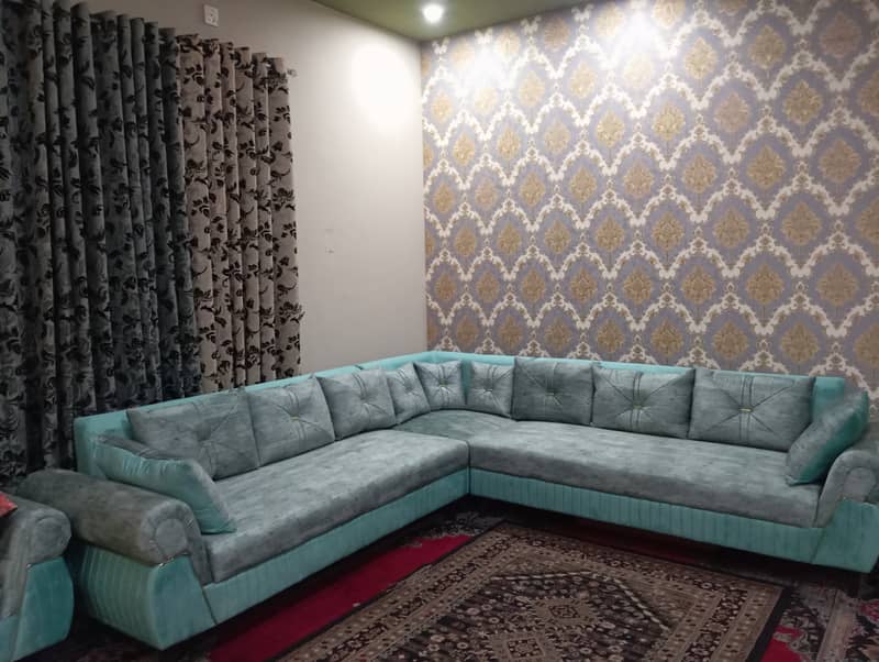 Sofa set with seethi 3