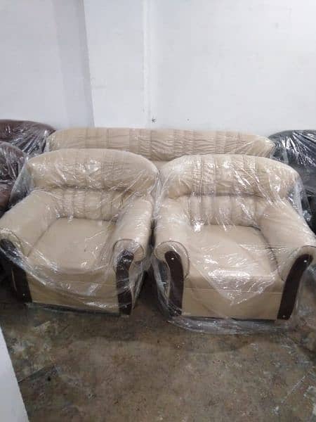 AMFM OFFERS LOOT MARR SALE ON EXECUTIVE SOFA SET ONLY 23999 13