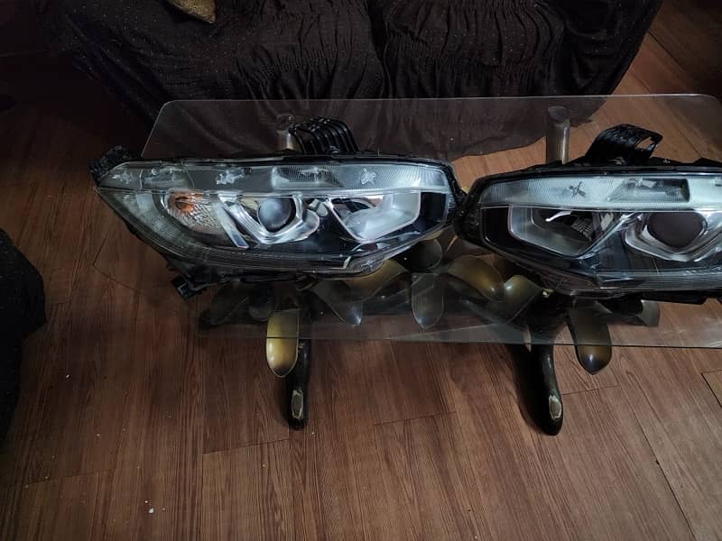 Honda civic X front lights 1