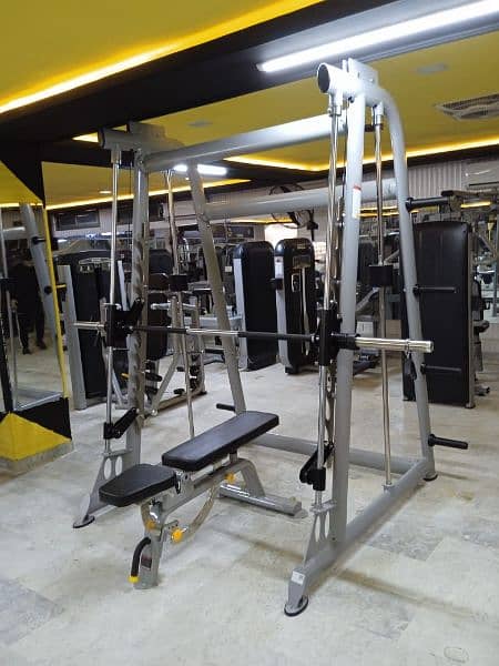 COMMERCIAL SMITH MACHINE & GYM EQUIPMANT 2
