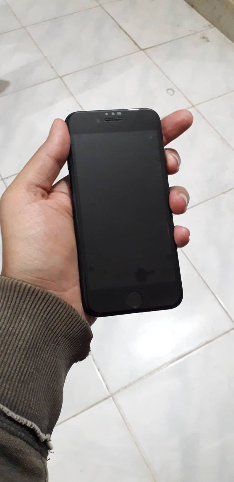 PTA approve Apple iPhone SE 2020 7