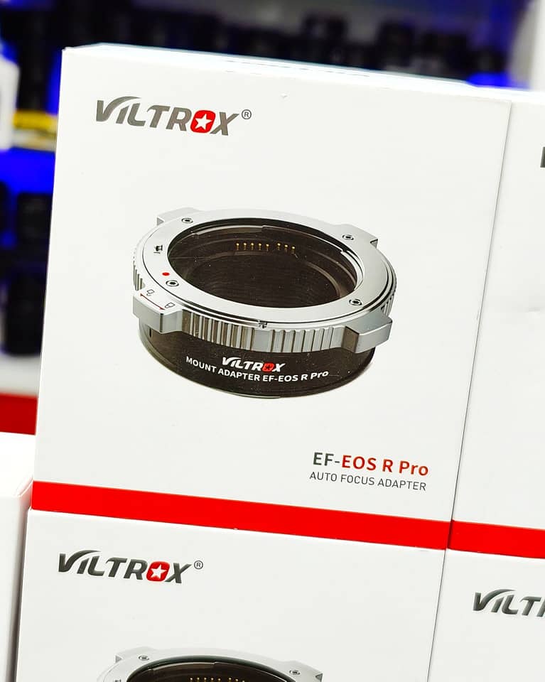 Viltrox EF-EOS R PRO Adapter (BRAND NEW) 1