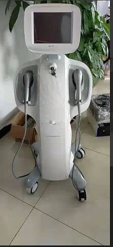 Hydra Facial Machine Available 8 in 1 Unit Gullberg. 7