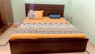 Double bed without mattress