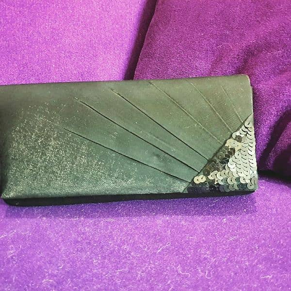 clutches/branded/imported bags/ preloved 17