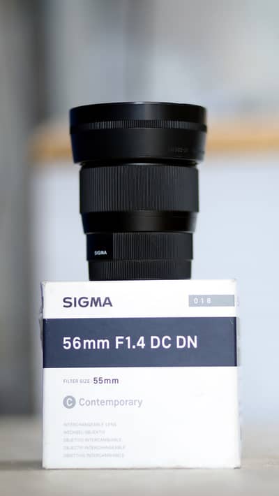 Sigma 56mm 1.4 10/10 for sony a6400 sony a6500 sony a6100