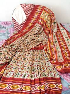 preloved silk printed saree 0