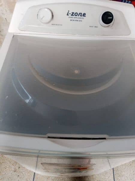 I am selling my washing machine new condition 4