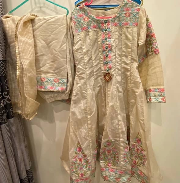 3 pcs Embroidered cotton suit 2