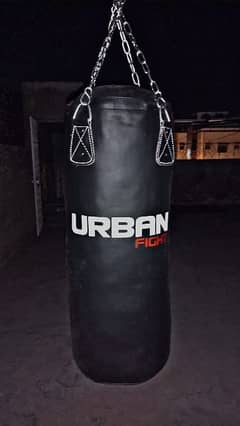 3 feet boxing bag with hand wraps