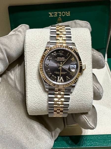 WE BUYING Rolex Omega Cartier All Swiss Brands New Ised Vintage 1