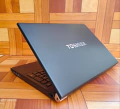 Toshiba corei5  Laptop 4GB Ram 320GB HDD 2 hrs btry tmg