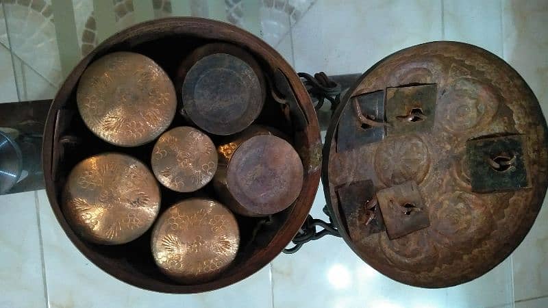 old antique copper made, mughlia era indian craft pandan and pots 8