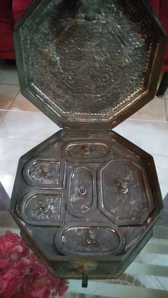 old antique copper made, mughlia era indian craft pandan and pots 12