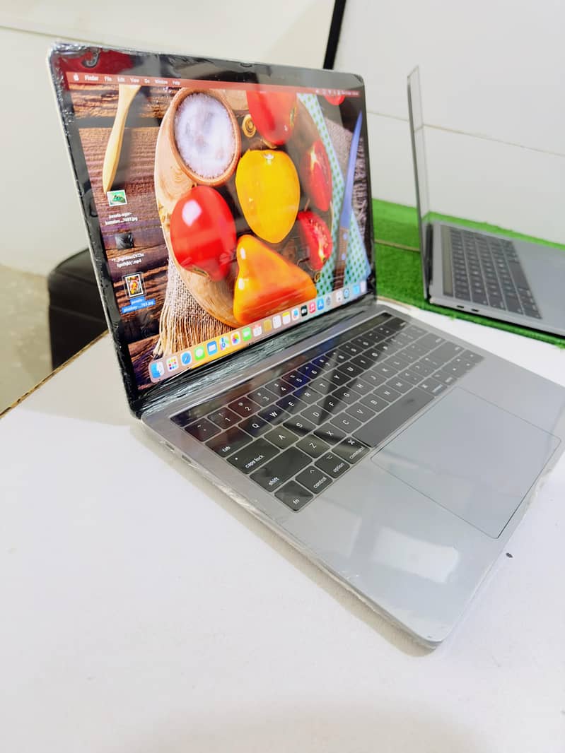 Apple Macbook Pro 2018 Core i5 3