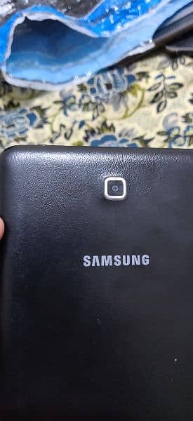 Samsung Galaxy Tab 4 2
