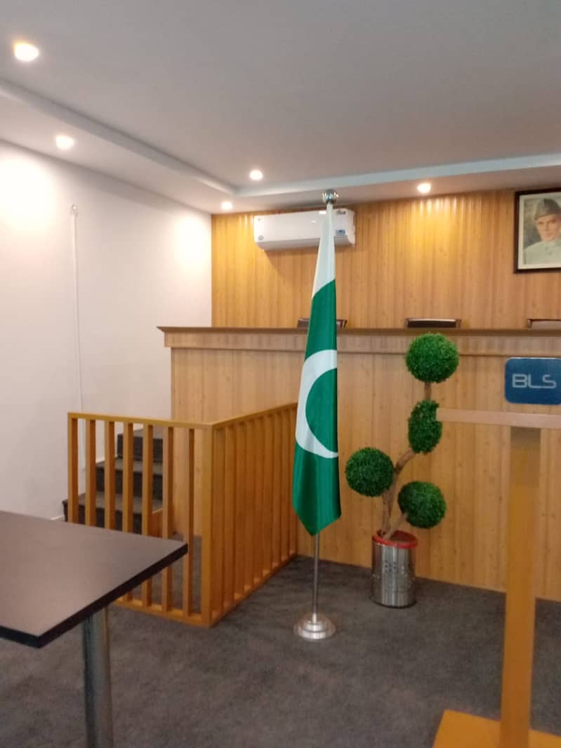 Pakistan flag & pole for Executive officer , CEO Director MD 2