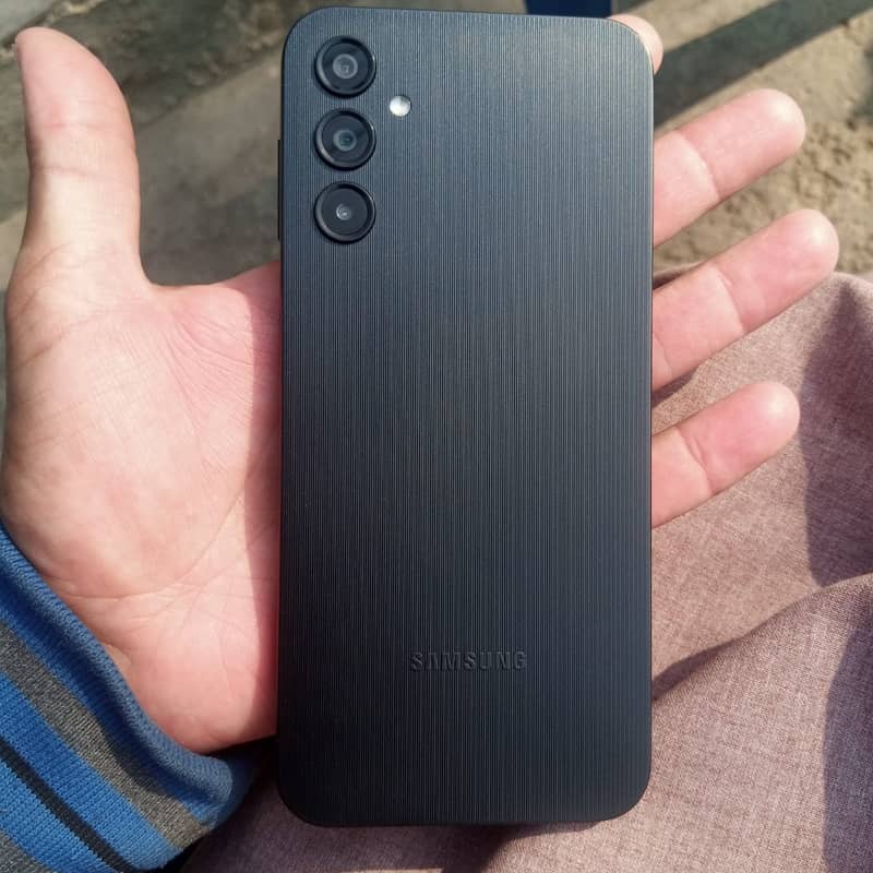 Samsung  A14 orginal phone. . 4