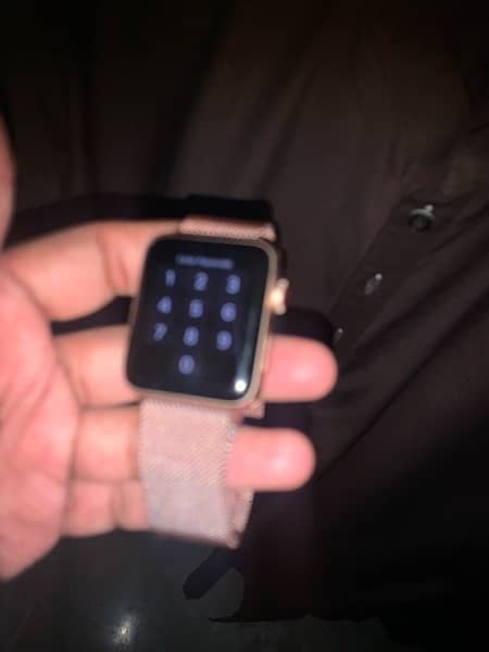 Apple Series 3 Watch 0