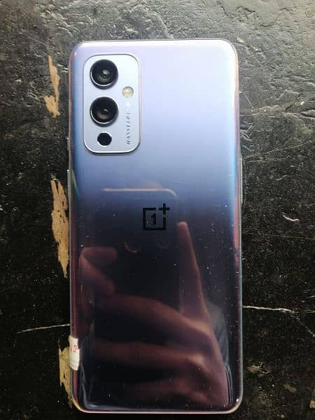 OnePlus 9  8/128 single Sim approved condition 10 by10 water pack 3