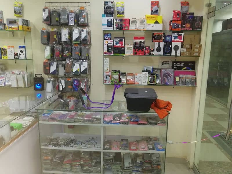 Mobiles Accesories shop 10