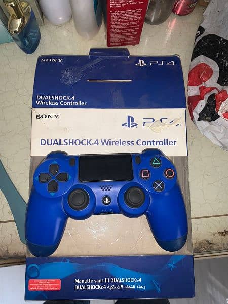 SONY PS4 DUALSHOK 4 WIRELESS CONTROLLER. 1