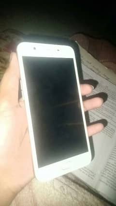I'm selling this mobile because I need money