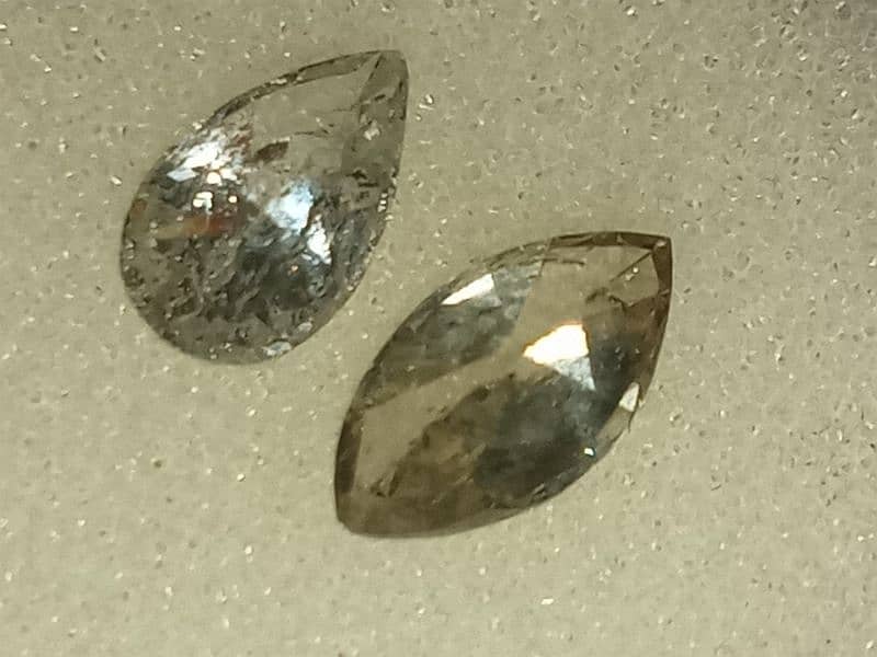 100% Natural Diamonds 16