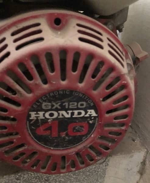 Honda GX 120 Engine 3