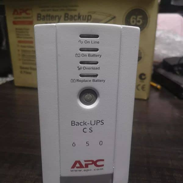 Online Apc UPS 1kva, 2kva box pack ,for Medical,data centers,others 18