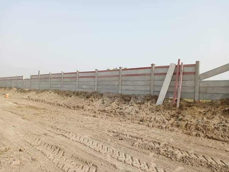Precast Boundary Wall of Column and Slabs, Planks and Column 12