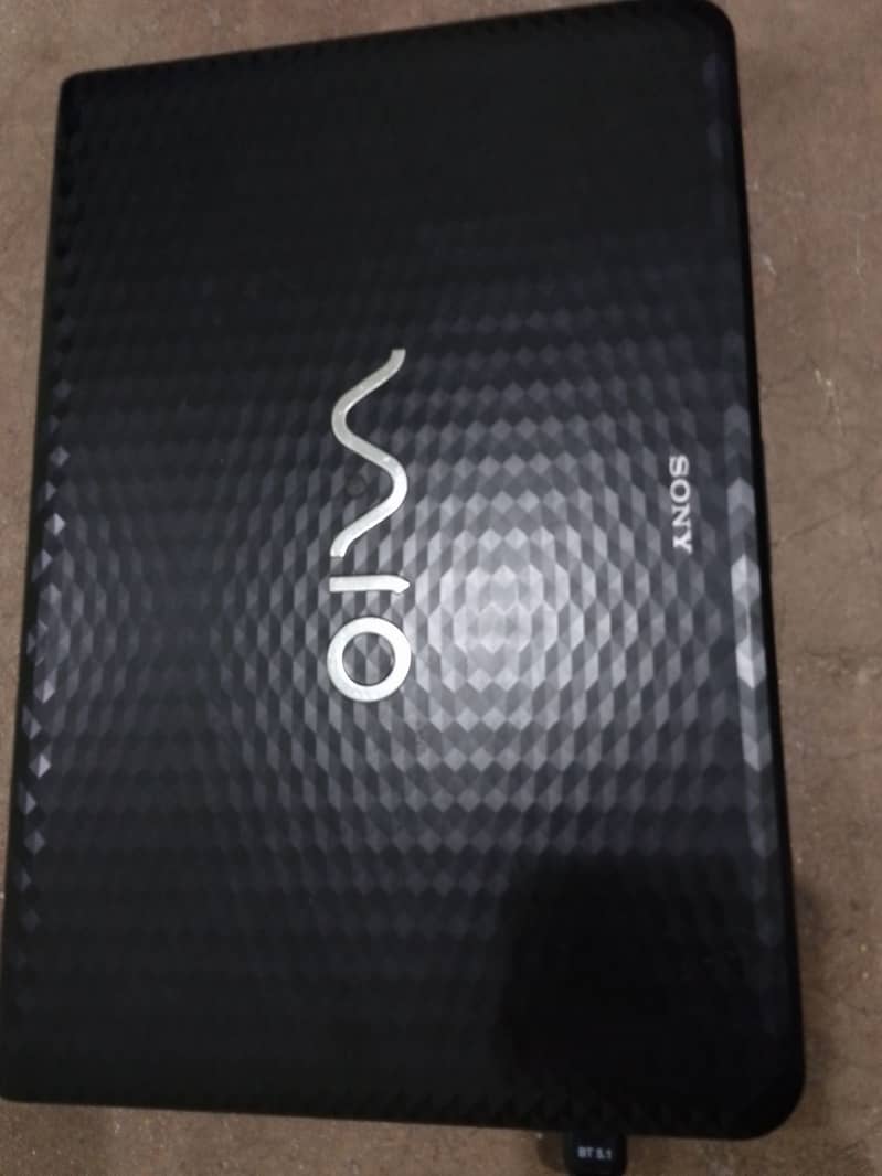 Sony laptop condition 10 by 10 3