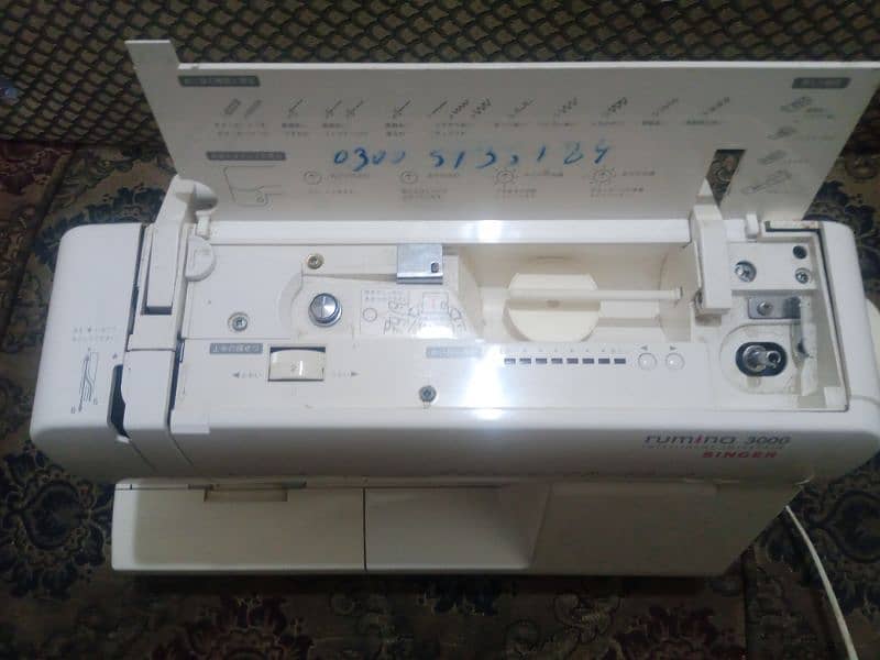 computeise sewing masheen in good condition 1