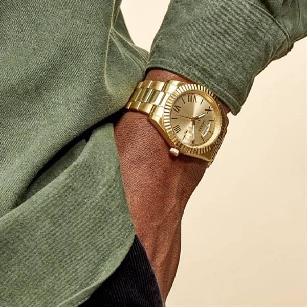 Mens original watches are available of all top brands in the world 16