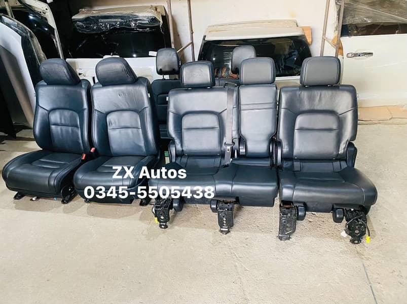Land cruiser ZX black electric leather seven seats 10