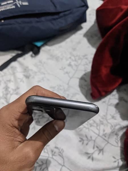 iPhone 11 Non Pta For sale 2