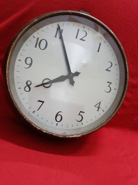 vintage clock 19 GR 51 . Made England 1