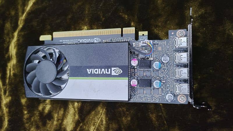 T1000 NVIDIA QUADRO 4Gb 2