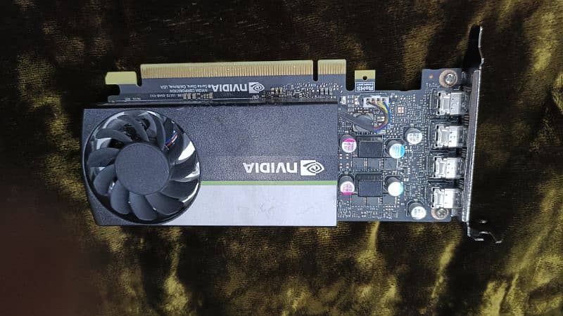 T1000 NVIDIA QUADRO 4Gb 7