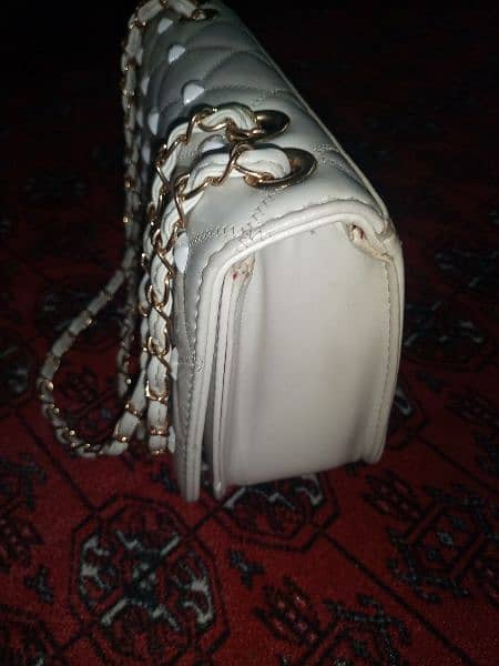 white handbag 2