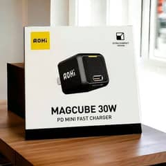 AOHI Magcube 30W GaN+ PD Charger iPhone 14 Pro Max Samsung S23 S22