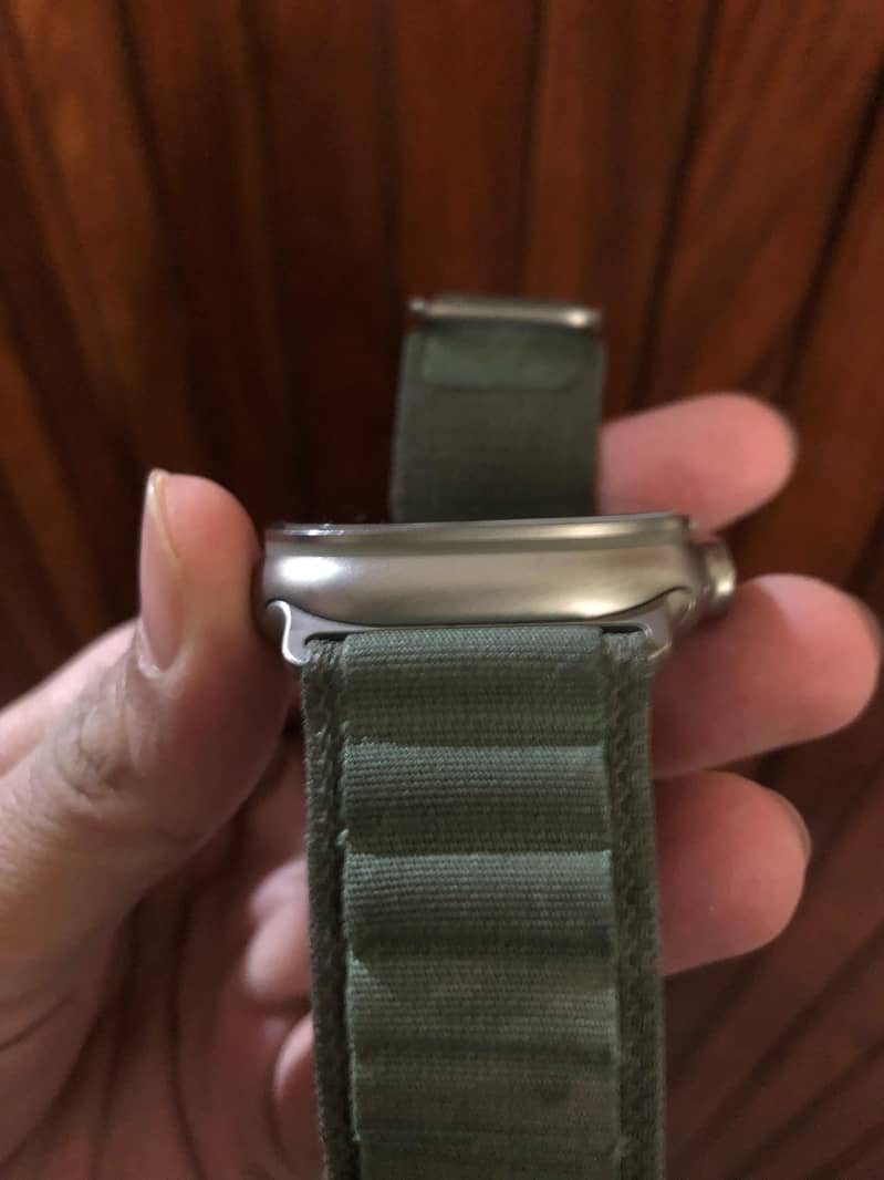 Apple Watch Ultra 49mm (Titanium with Green Band) Original 2
