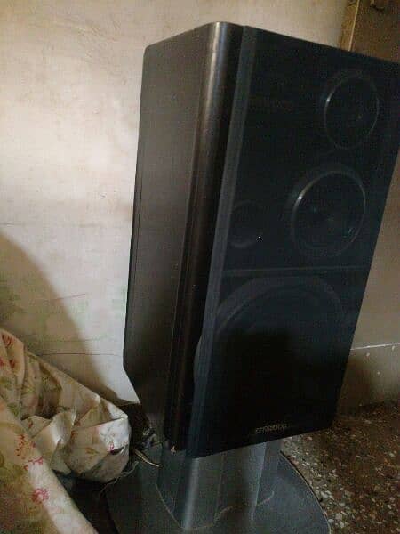 Kenwood speaker 7J. 2